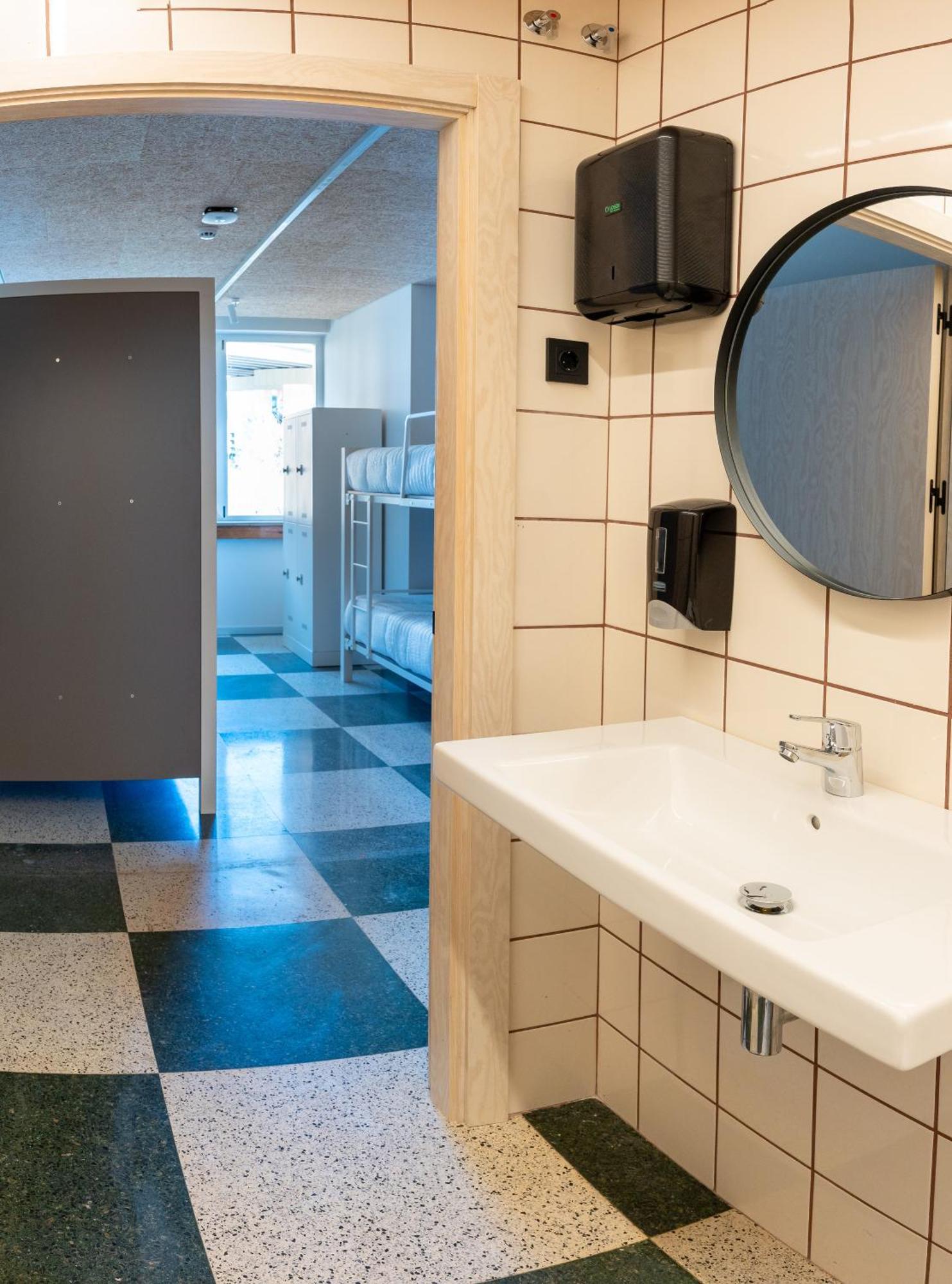 Lamia Bbk Women Hostel-Solo Mujeres Bilbao Kültér fotó